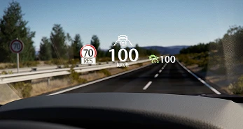 WINDSCREEN-PROJECTED ACTIVE DRIVING DISPLAY