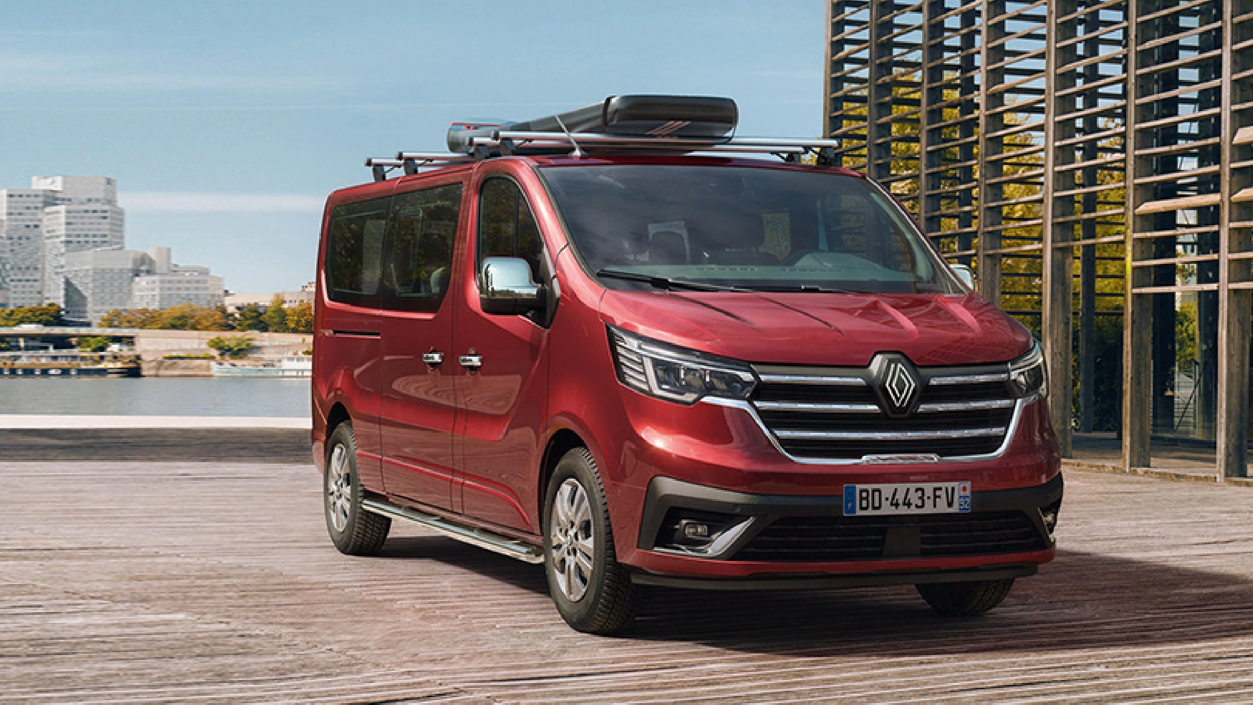 renault-commercial - trafic-passenger